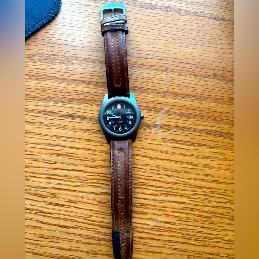 Vintage Wenger S.A.K.  Marlboro Men's Quartz Watch from 1990’s. Brown Leather